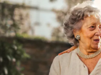 mujer mayor