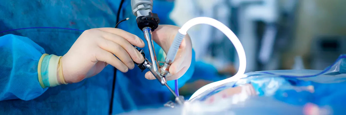 Través de un Endoscopio
