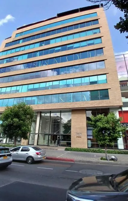 Sede Centro Cardiovascular y de Fertilidad - 123, Piso 3-10